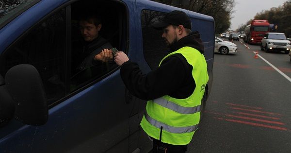 Нововведення щодо євроблях: за що можуть оштрафувати і вилучити авто