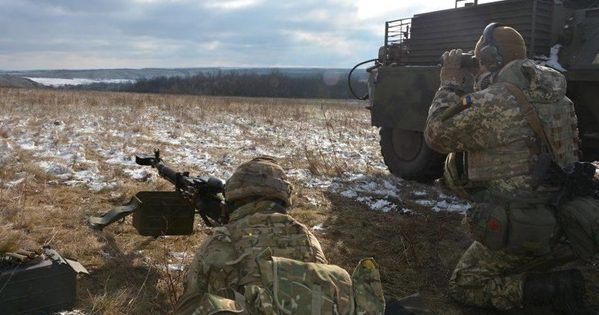 Война на Донбассе: в зоне АТО убит военный, еще один ранен ато