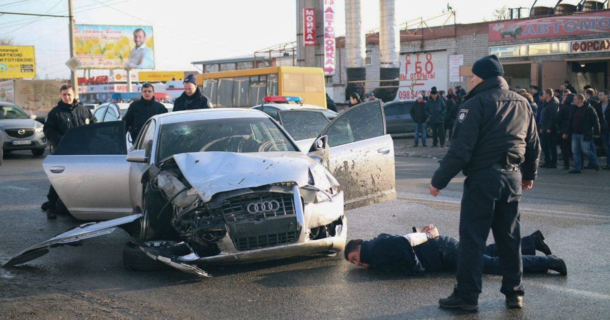 Погоня со стрельбой и ДТП в Днипре