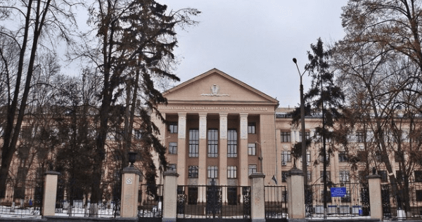 Ситуация с экзаменами Крок должна быть решена исключительно в правовом поле