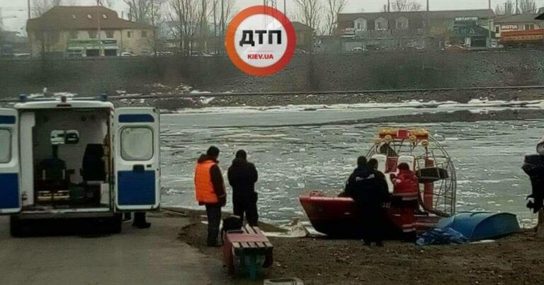 Стрибнув із мосту в річку