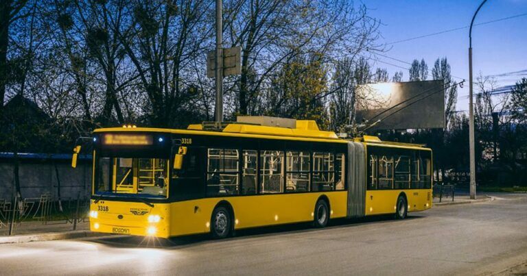 Тролейбус у Києві