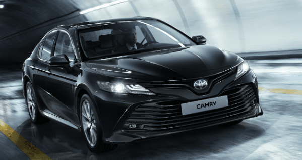Подвиньтесь! В Москве водитель на Toyota решил