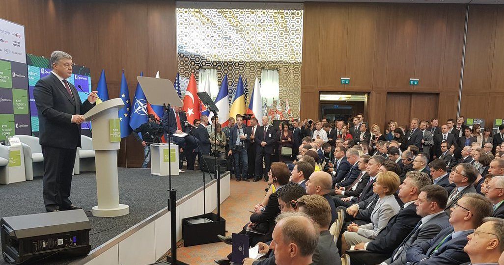 Ми в розпалі Холодної війни Петро Порошенко
