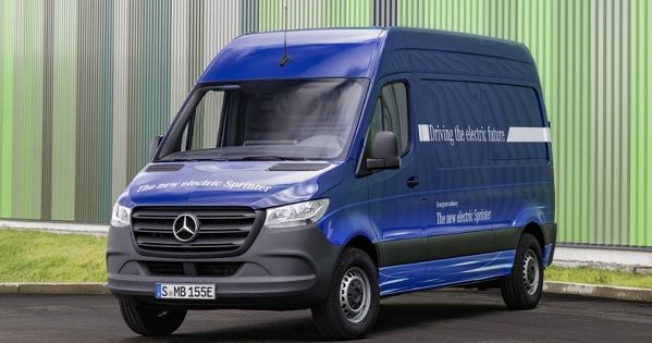 150 км без подзарядки: рассекречен Mercedes eSprinter Mercedes eSprinter