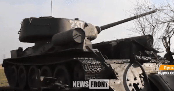 На 9 мая или в наступление? — боевики стягивают танки, БТР и Грады под Луганск