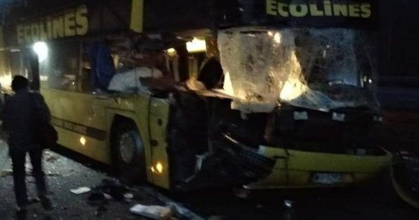 В Чехии в лобовое окно автобуса с украинцами влетела ось трактора дтп