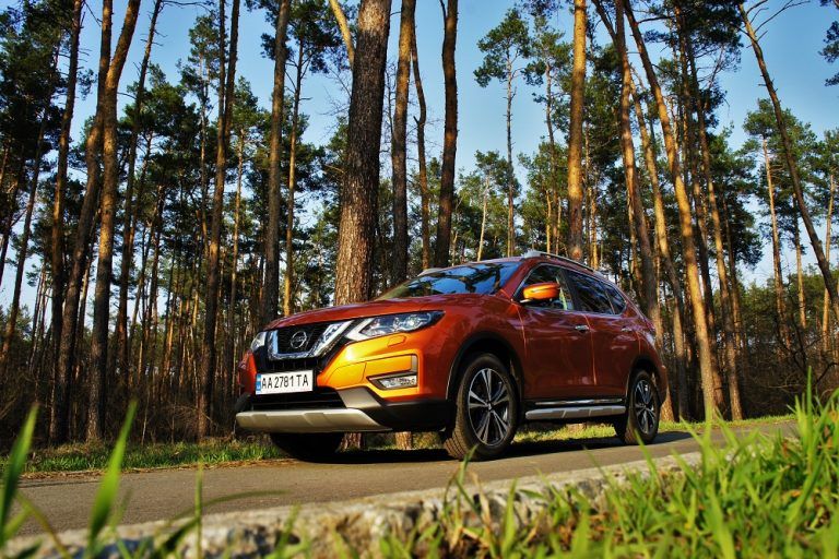 Тест-драйв Nissan X-Trail: великий сімейний лабрадор Фото 13