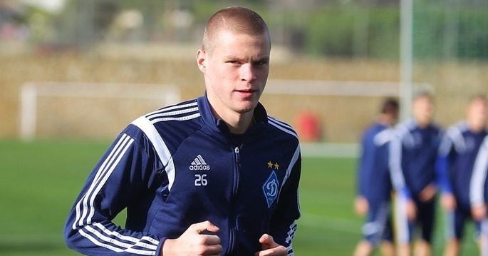 Динамо продлило контракт с основным защитником