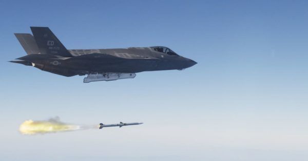 США заплатят $1 млрд за гиперзвуковую крылатую ракету