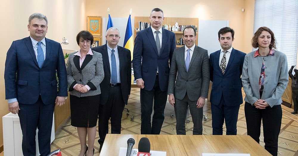 Кличко подписал соглашение с IFC о партнерстве в секторе здравоохранения Кличко