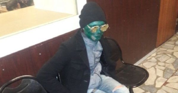 У РФ злодій облився зеленкою, щоб його не впізнали. Але кража