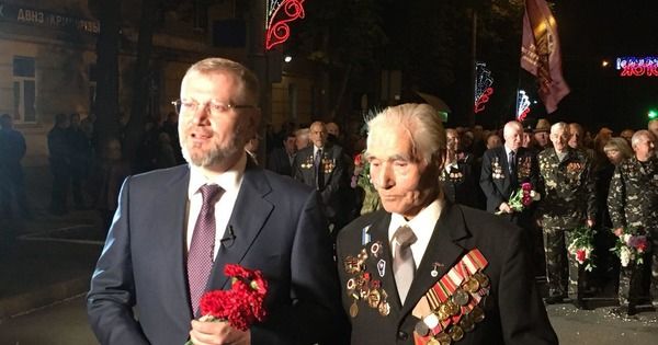 Олександр Вілкул: Кривий Ріг вже близько 50 років першим святкує День Перемоги