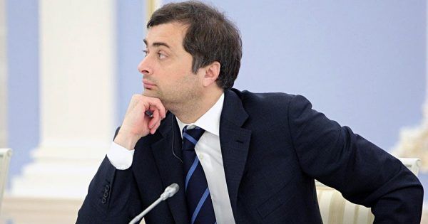 Путін позбавляється від Суркова