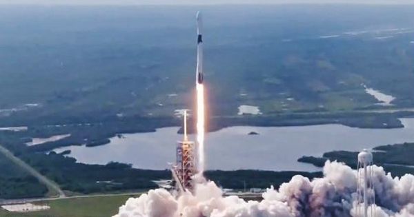 SpaceX успішно запустила нову версію Falcon-9