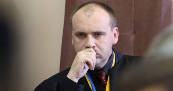 В Киеве умер 37-летний судья по делам Насирова и Мартыненко Олександр Бобровник