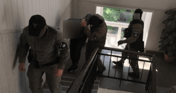Викрадали та катували людей: у Києві затримали банду рекетирів
