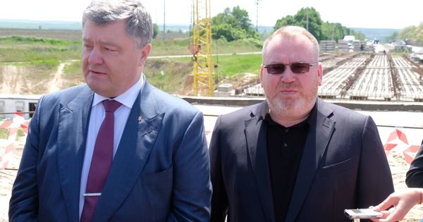 Петро Порошенко: Ремонт доріг на Дніпропетровщині став можливим завдяки децентралізації