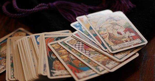 Екстрасенс Гадання