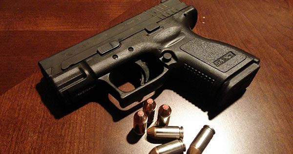 У навчальному центрі Десна застрелився солдат Пістолет