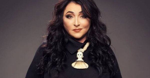 Лолита спела песню Океана Эльзы в аннексированном Крыму лолита