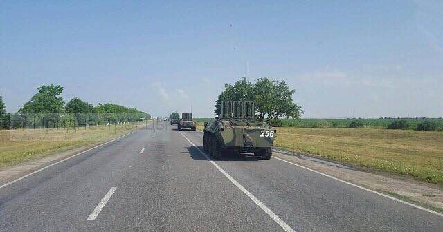 Російська бронетехніка заїхала у заборонену зону на кордоні з Україною