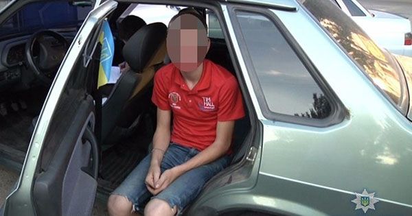 50 тис. за життя! У Запоріжжі матір намагалася продати сина в рабство Жінка намагалася продати сина в рабство