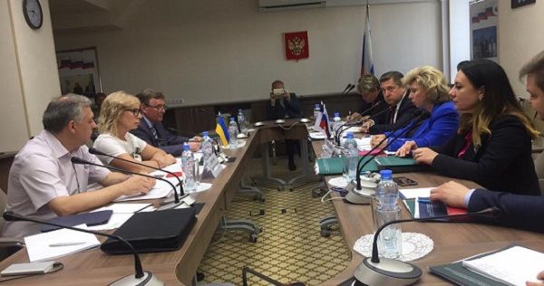 Омбудсмени України та РФ домовилися відвідати в’язнів у тюрмах