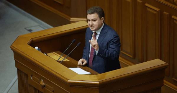 Відродження проти подальшого підвищення тарифів на газ в Україні