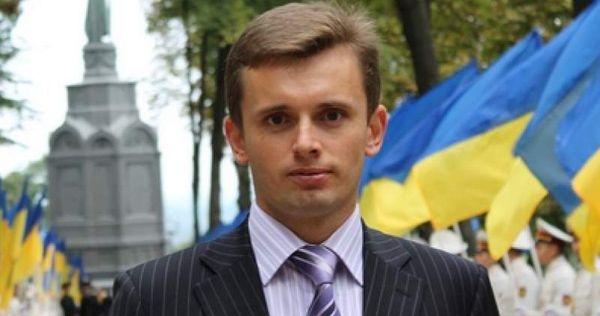 Політолог: Події у Харківській міськраді – це спроба взяти Кернеса “на гачок”