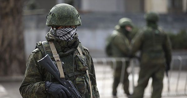 Анексія Криму: встановлено прізвища тисячі кадрових російських військових Зелені чоловічки у Криму