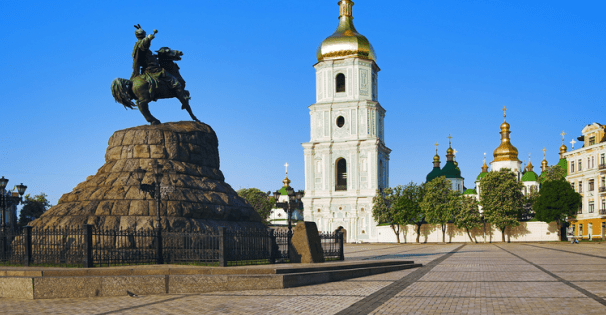 На Софійській площі перекриють рух: причина та дата