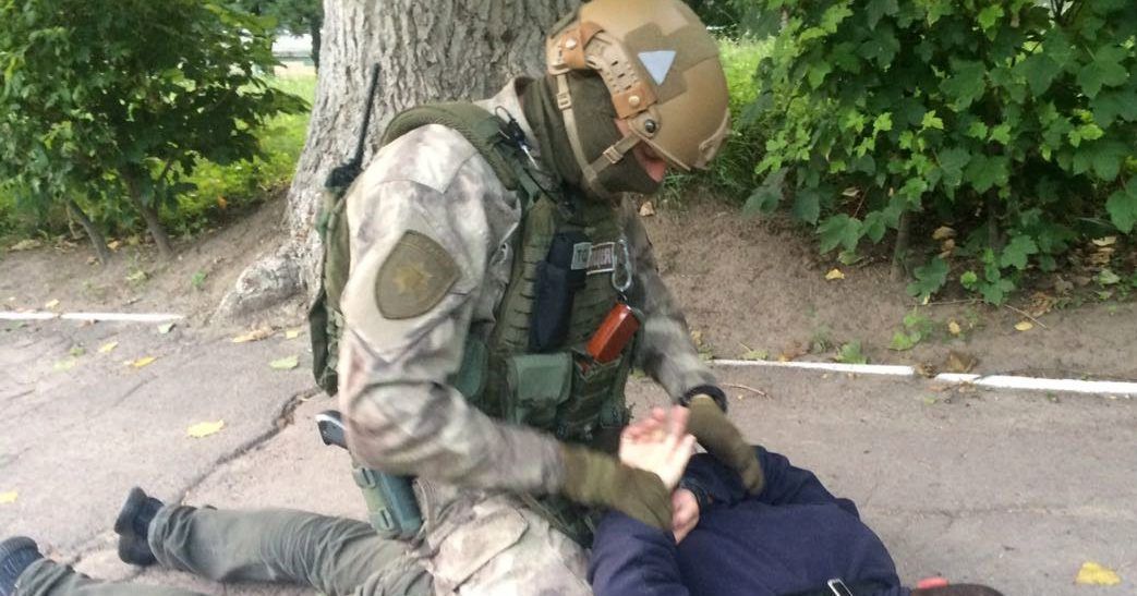 Намагалися підірвати поліцейського: у Житомирській області затримали банду Затримання