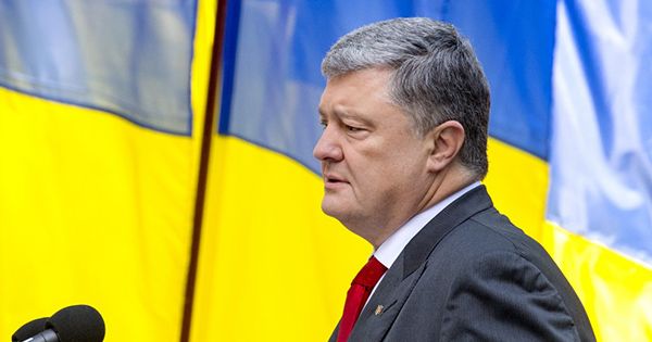Український прапор замайорить у всіх містах Донеччини та Луганщини Петро Порошенко
