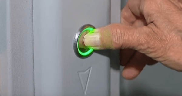 Падают, убивают или выходят из строя — где в Украине больше всего “лифтов-убийц”