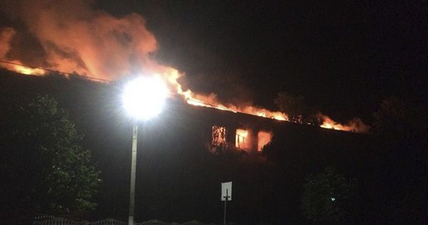 В Одесской области молния сожгла верхний этаж школы На Одещині блискавка спалила верхній поверх школи