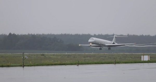 У Борисполі здійснив аварійну посадку літак зі 180 особами на борту Аварійна посадка в Борисполі