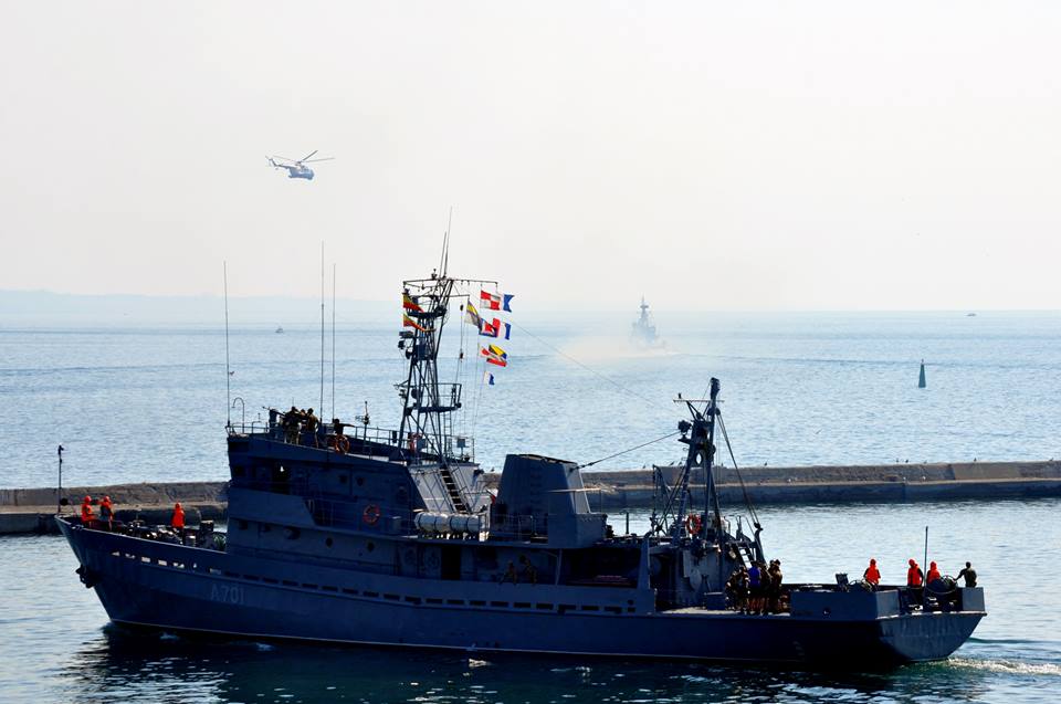 Украинский морской флот: новые катера, но меньше личного состава Фото 4 Військово-морські сили України: нові катери та менше особового складу Фото 4