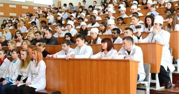 Вступ до медвишу: у МОЗ назвали прохідний бал поступление в медвуз