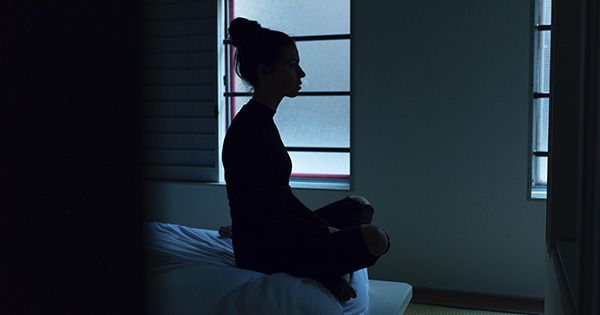 Осенняя депрессия. Когда нужна помощь и как выбрать психотерапевта (ТЕСТ)
