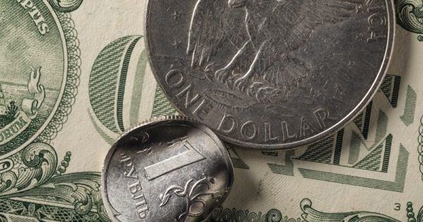 Твіт Трампа за півгодини обвалив рубль