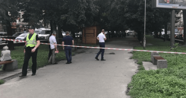 Небезпечна знахідка у центрі Києва Небезпечна знахідка у центрі Києва