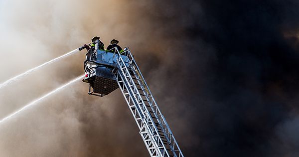 У Запоріжжі дитина вистрибнула з 3 поверху через пожежу
