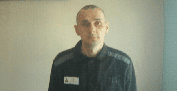 Туман в голове, тело немеет: Сенцов написал завещание на творчество
