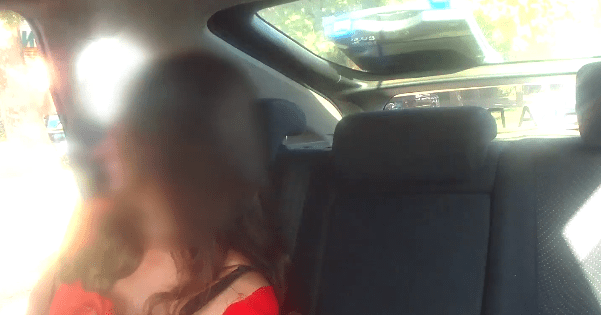 В Одесі п’яна жінка на Nissan врізалася у дерево і кидалася на копів ДТП в Одесі