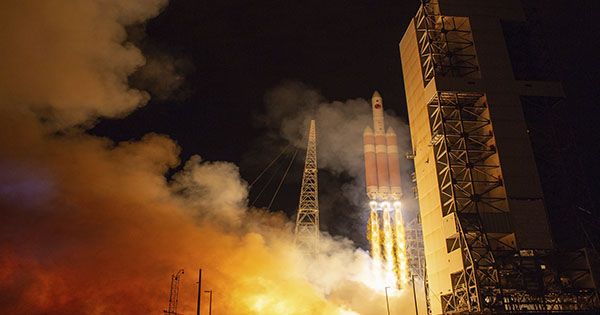 Впервые в истории! NASA запустила зонд к Солнцу Parker Solar Probe
