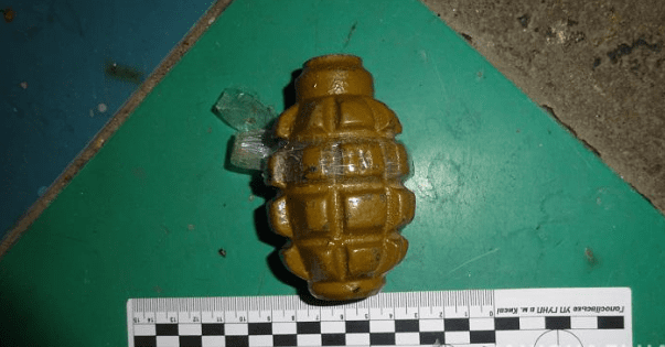 У Києві чоловік підкинув гранату під двері колишньої коханки Граната