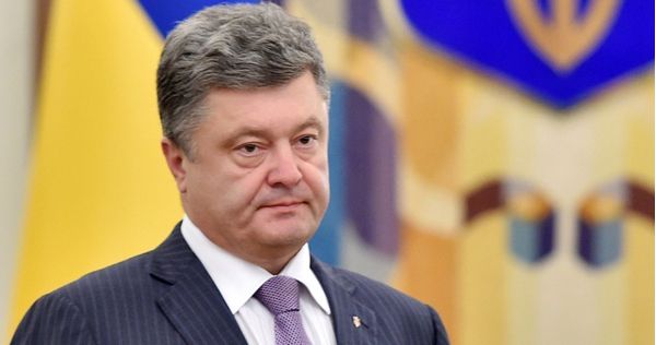 Порошенко наголосив на важливій ролі АКХЗ в житті прифронтової Авдіївки