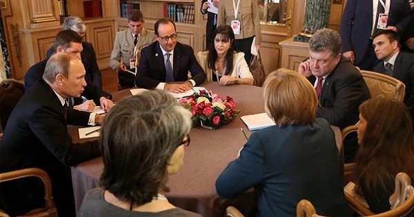 Путін погрожував Порошенку