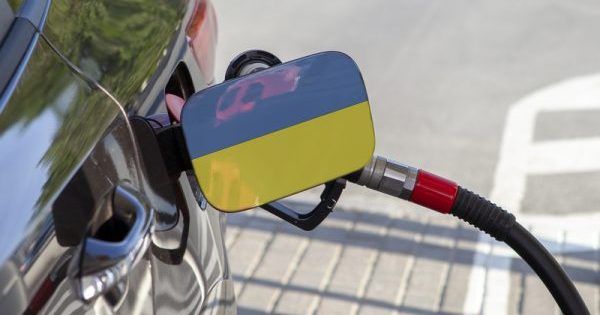 В Украине снова выросли цены на бензин